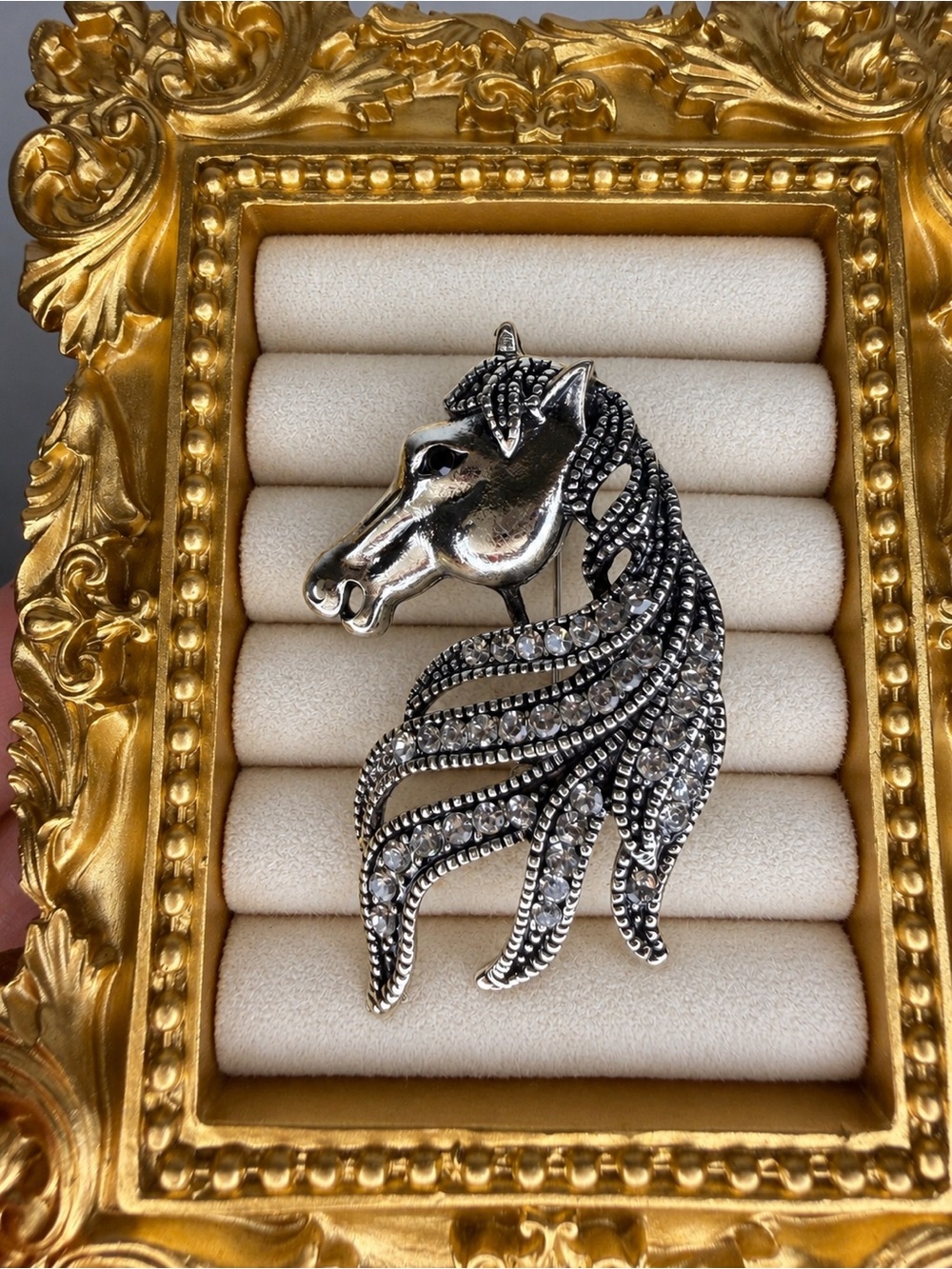Silver Horse Head Brooch with Rhinestones Women’s jewelry